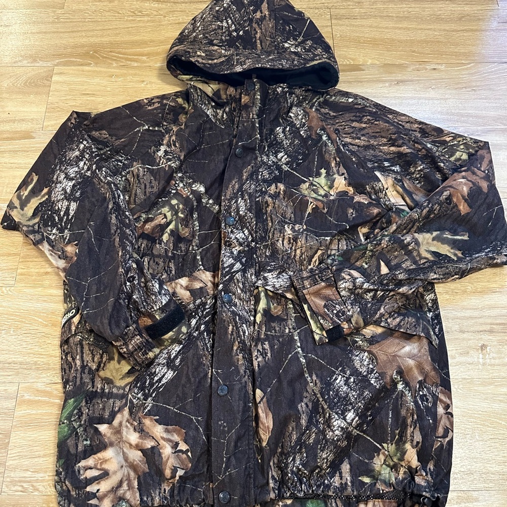 Gander Mountain Guide Series Camouflage Hunting Jacket Waterproof  TecH20 Size L